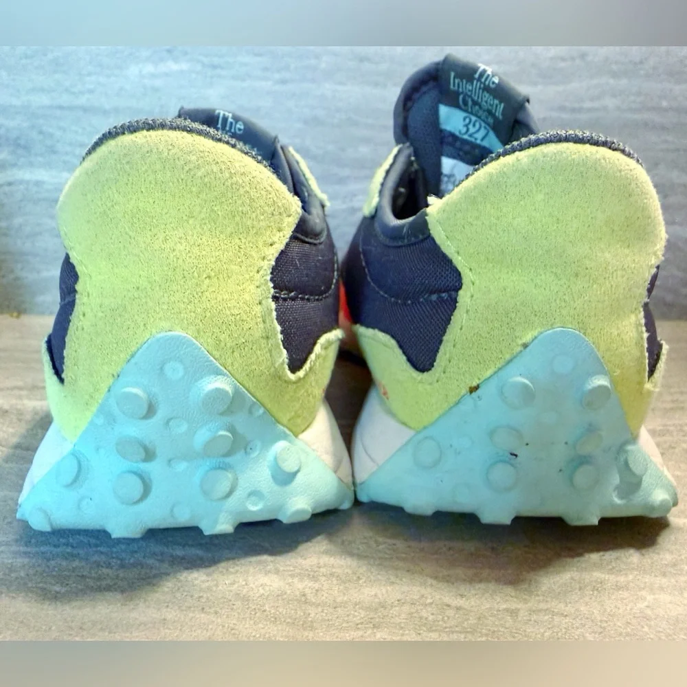 Kids New Balance 327~Toddler Size 10 Multicolor - Picture 4 of 7